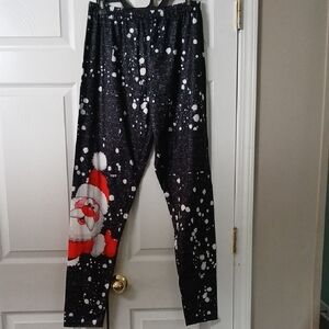 Christmas Black and white blotched Leggings with Santa Sz XL NWOT